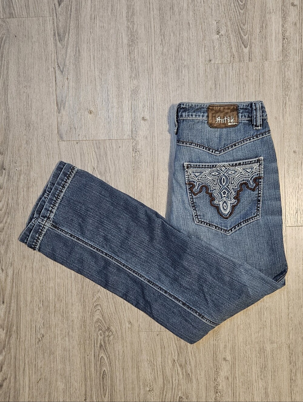 Antik 33w Men's Denim Blue Bootcut Jeans with Embroidered Back Pocket